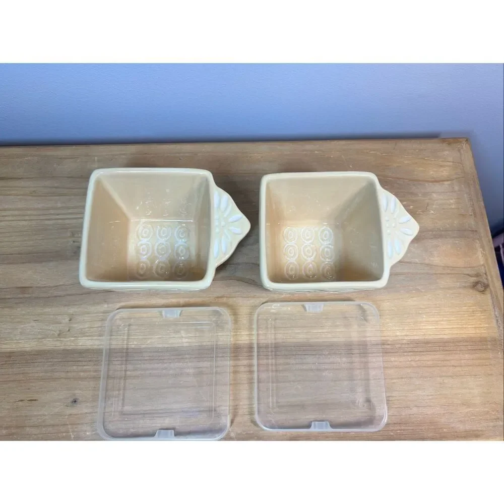 Temp-tations Carved Old World small 10oz ceramic baking dish with lid set of 2